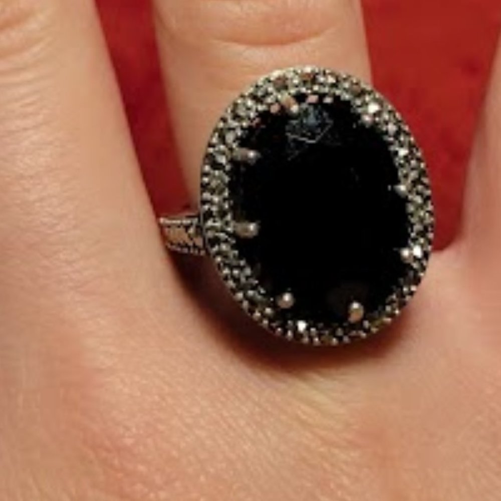 Vintage Sterling Silver Onyx Ring